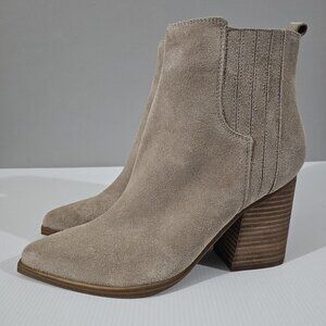 NEW Marc Fisher Oshay Bootie Heeled Chelsea Dark Tan Suede Size 9.5